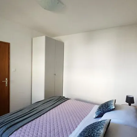 Apartmán Jole - A4 -two Bedrooms - Close To The Center *
