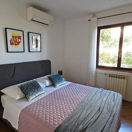 Jole - A4 -two Bedrooms - Close To The Center Apartmán *